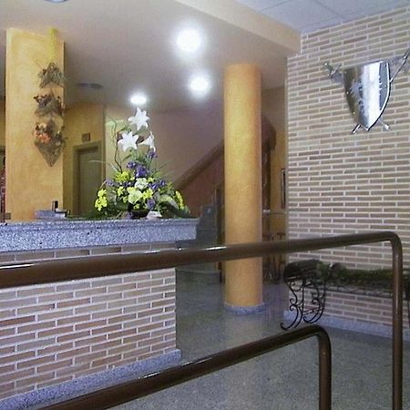 Hostal Toledano Victoria Пинто Екстериор снимка